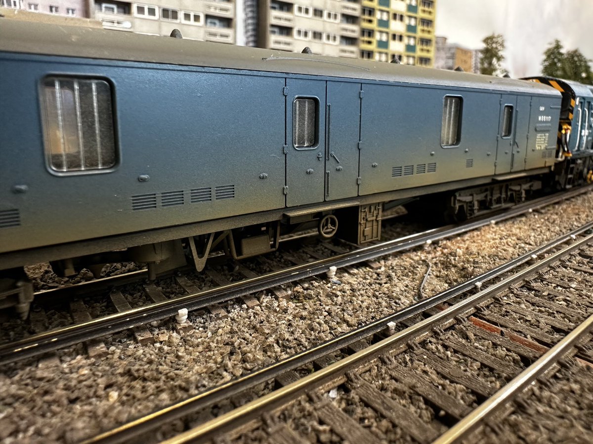 NSE_Latchmere's tweet photo. Another Lima GUV! This one was gifted to me. Such an excellent model for its age!! Weathered up.
#modeltrains #scalemodelling #modelrailways #BritishRail https://t.co/iMcFlZpG36
