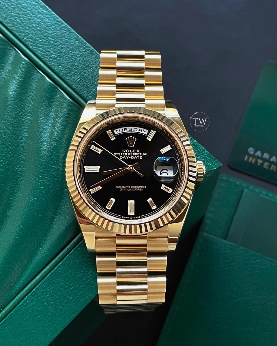 ManZonex's tweet photo. Rolex Day-Date 40 Presidential Ref.228238 https://t.co/JzovdkqfxK