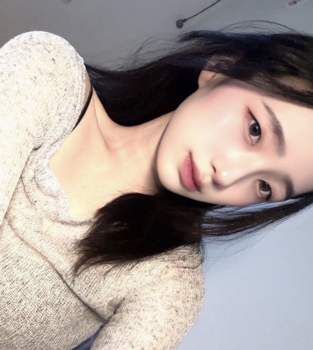 ccc9284's tweet photo. 이의진 22
#지인능욕 #지인상납 #지인박제 https://t.co/js01F7EO1H