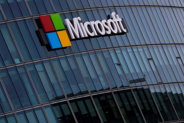 AdaCarter1543's tweet photo. Britain's competition watchdog said on ​Friday that Amazon ‌Web Services , opens new tab and Microsoft , opens new tab can do ​more to ​address remaining barriers to ⁠switching between ​cloud providers and ​using multiple cloud services https://t.co/cugftEb1pr