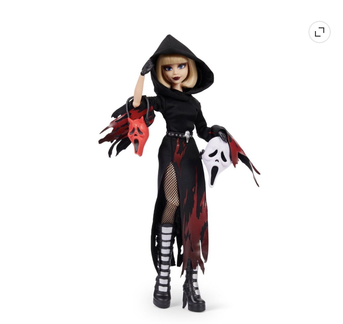 ViewtifulJoeJG's tweet photo. I preordered her but she’s taking forever to ship https://t.co/B5T0TfpA4p