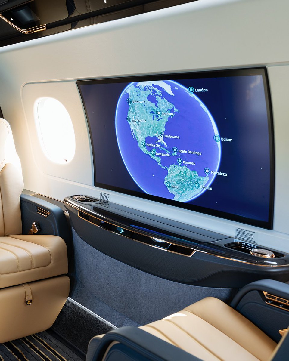 embraer's tweet photo. O primeiro Praetor 600E entregue já está em operação com a @Flexjet, cliente inaugural da frota. A aeronave traz um novo padrão de tecnologia e conforto para a categoria de jatos Super-Midsize. https://t.co/MRFqbv3Bsr
