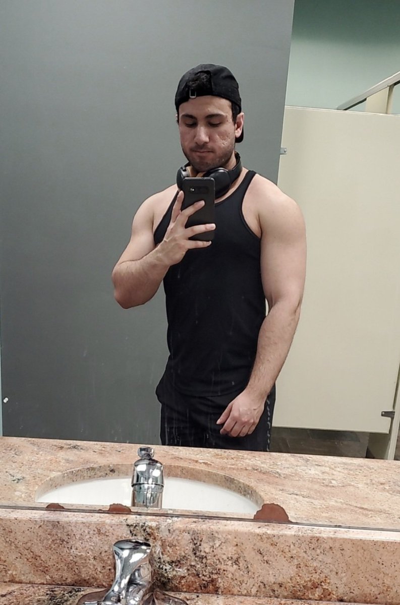 BuffBoyGames's tweet photo. Fine I give in https://t.co/CenTWNdh6r