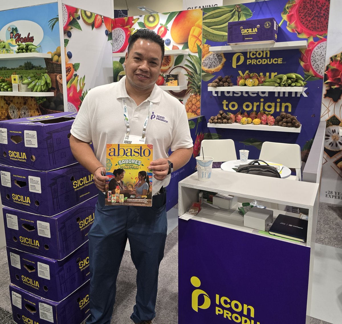 abasto's tweet photo. It was a pleasure connecting with Jorge Hernández from Icon Produce at the Global Produce &amp; Floral Show in Orlando, Florida.

We enjoyed stopping by your booth and connecting with you at the show!

#GlobalProduceShow #GPFS2026 #IFPA #FreshProduce #abastomedia @IntFreshProduce https://t.co/oSGIdTXVlR