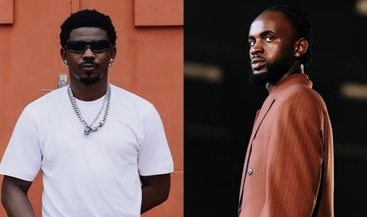 UnilagfmMusic's tweet photo. #CLUB103 #GrooveTIME π @UnilagfmMusic
WITH @solidmallam007
#NOWPLAYING>>>> CRY @Boyllona_ FT @blacksherif_
#TheTrafficJam #CruiseControl
#EveningDrive #RoadsideRhythms
#DriveTimeExpress #TheRideHome #MelodiesontheMove https://t.co/zrfhfcyqYG