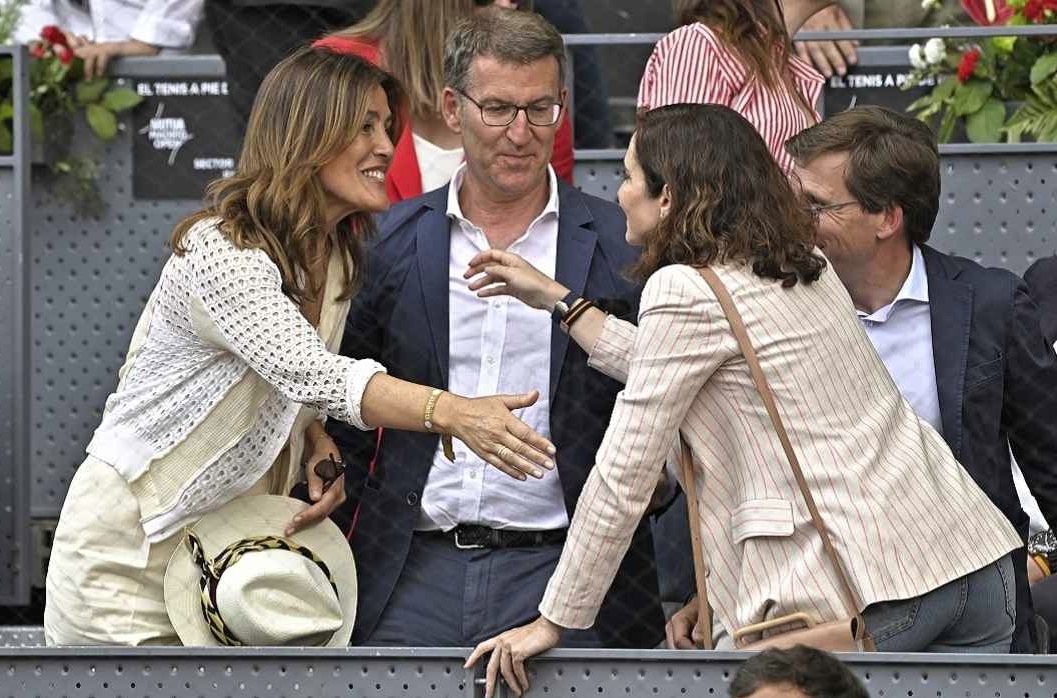 mrspain71's tweet photo. El @ppopular tocado por la dimisión de Mínguez.

La asociación inevitable con el caso @IdiazAyuso y su novio, es tendencia en todas las RRSS.

Y las comparaciones con el caso de Eva Cárdenas, esposa de @NunezFeijoo , empiezan a molestar muy mucho en Génova. https://t.co/AKL7D5Zxdc