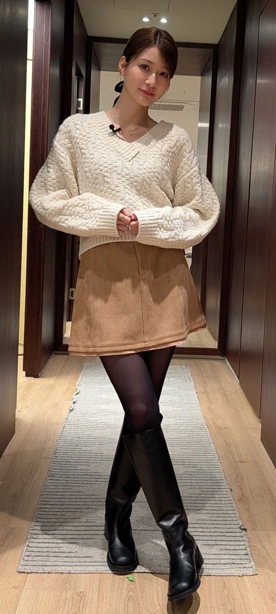 kanakneehigh's tweet photo. 生見愛瑠✖ロングブーツ👢
#生見愛瑠 #女優 #モデル
#ブーツ #ロングブーツ https://t.co/7PsdHf9xr8