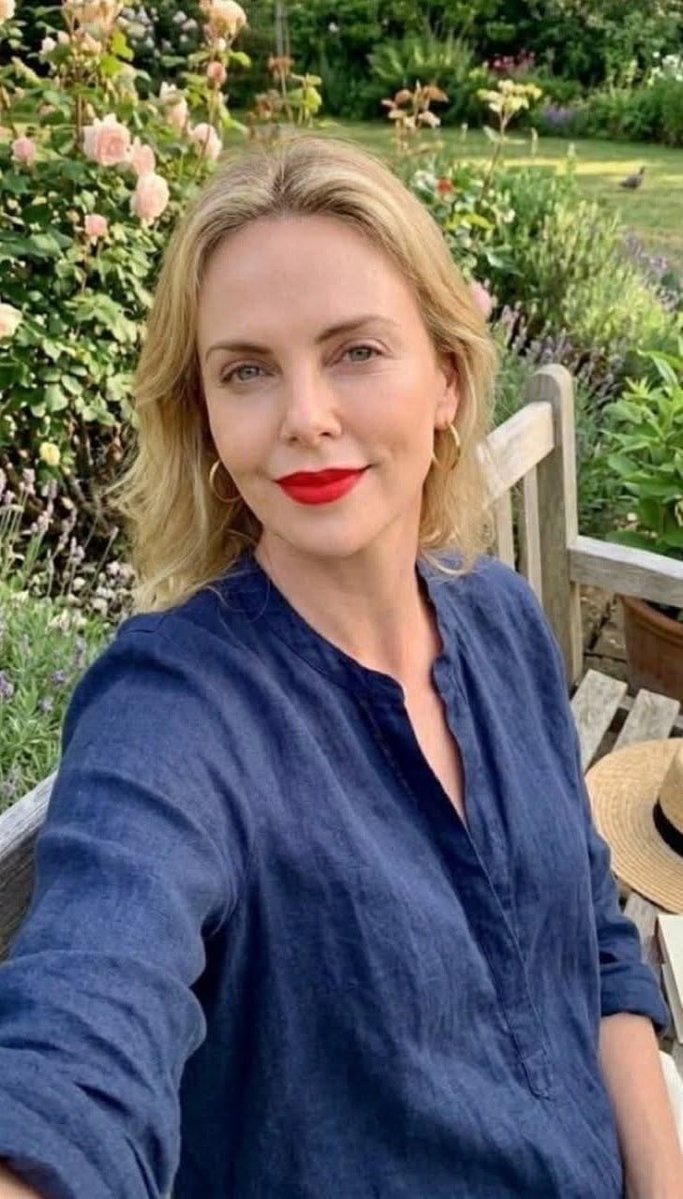 CharlizeThnq's tweet photo. https://t.co/P0BxebGRse