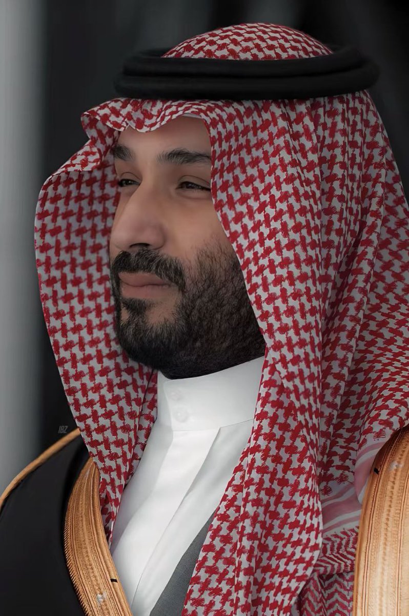 CfGg112107's tweet photo. @pa80738 اييه تتخيل وتتمنى انه يحكمك 😂 https://t.co/PAOjk8IQCB