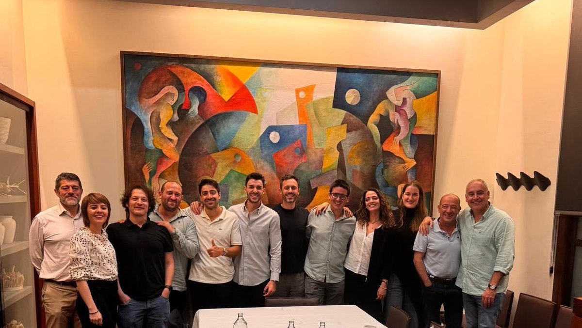 ELeNaZapS's tweet photo. Segunda reunión de la CENI-SEN (comisión de neurólogos intervencionistas) de la @seneurologia , con buenas propuestas científicas y tiempo para compartir puntos de vista. Preparados para la #RASEN2026 ! @gprneuro @moralesllu https://t.co/3toWn6sXxA