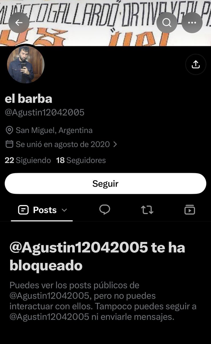 Juan_Piolon's tweet photo. De querer cagar a piñas a policías, a querer cagarme a piñas a mí y, por último, bloqueo. Este kuka sí que es valiente. https://t.co/eeLissB4nI
