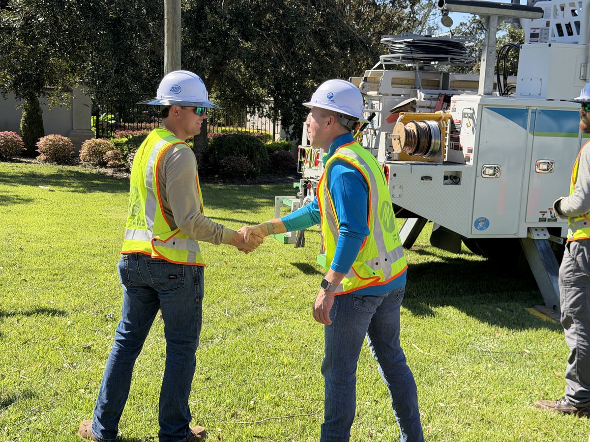 insideFPL's tweet photo. I know our customers and communities across Northwest Florida have been through so much in the wake of Hurricane Isaias. I was there throughout our response and saw firsthand the challenges you’re facing. I’m grateful to our team for the long hours and commitment they’ve shown, including the thousands of men and women from 29 states who supported our restoration.  

And I’m impressed by the resilience of our customers and the way people across Northwest Florida have come together to help each other. Thank you for your patience. We know restoring power is just one step in the recovery ahead for many of the communities impacted by Isaias. As Northwest Florida recovers, we’ll continue to be here for you. 

 – Scott Bores, FPL president & CEO