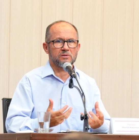 furknharketi's tweet photo. "Her türlü başarı, merhamet ve sabırdan sonra gelmektedir. Sabırla, fedakarlıkla insanlara anlattığı o din; bugün değilse yarın kitlelere ulaştığında Allah'ın yardımını görecek ve o zaman yaptığı o fedakarlığın ya da yapmış olduğu o davetin boşa gitmediğini anlayacaktır."

Mevlüt Kaynarpınar

#DavetVeMücadele
FurkanHareketi CanlıYayın

Canlı Yayın: 
https://t.co/4f34dqvfoI