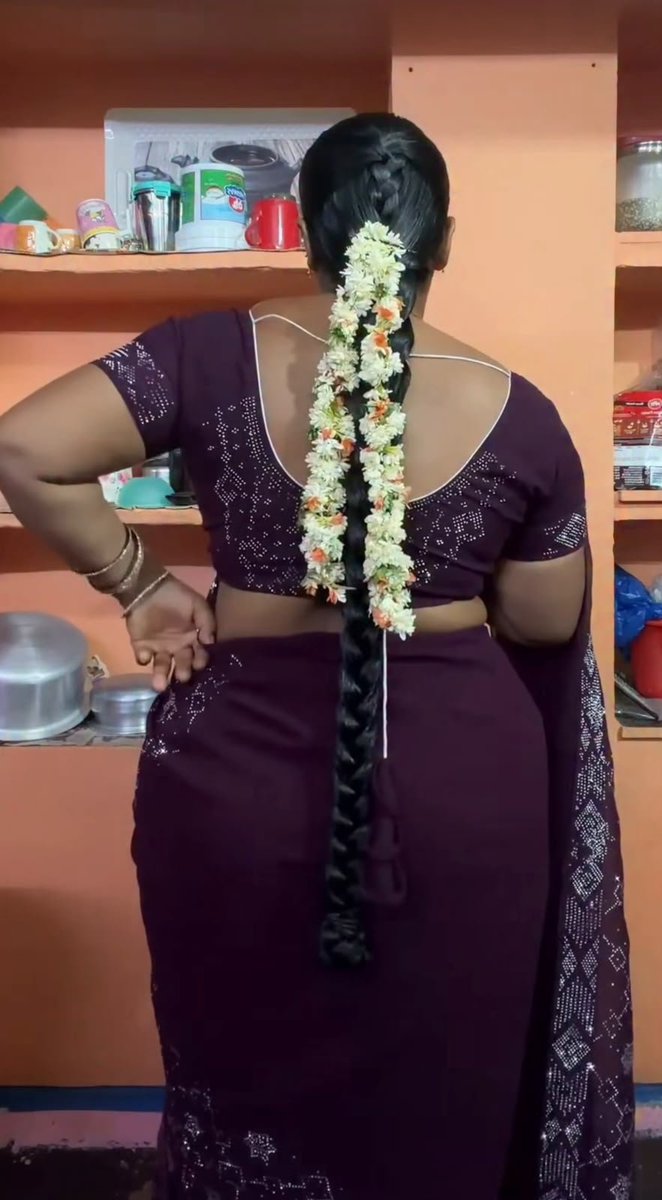 dheepaz2ay's tweet photo. இவள backshot ல வச்சு ஓத்துட்டே இருக்கலாம் https://t.co/N6E9hwfzzR
