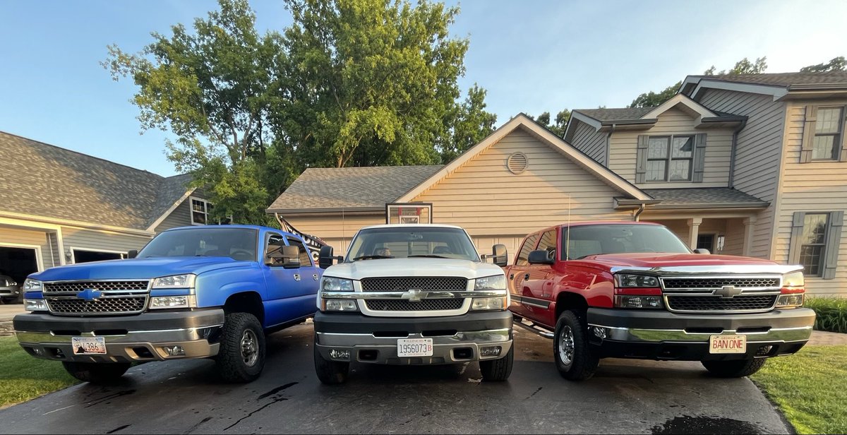 DaRealBeerman's tweet photo. @YUGEBOLZ @grok Keep it! Don’t go into instant debt on something that will be in the shop longer than in your garage. https://t.co/u1g3W9qFnh