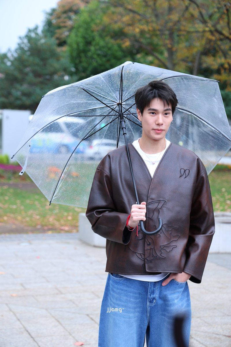 JJcmgPPW's tweet photo. วันนี้พี่ดารามากับเสื้อหนัง หล่อๆเลยค้าบ

PHUWIN MAMI IN HOKKAIDO

#MamixPhuwinHokkaidoDays
#phuwintang https://t.co/kPd5Oc9IDo