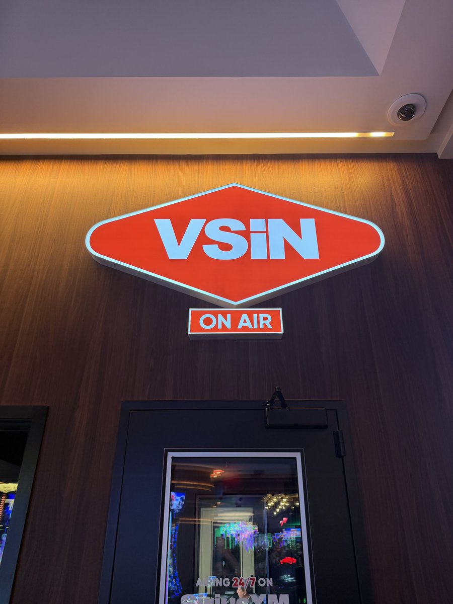 GamblingPodcast's tweet photo. Live 10pm EST

w/ @BigBallsAtTheD 🥃
w/ @CJSullivan_ 🪜
w/ @TheColbyD 🏈

@VSiNLive 

@KramerCentric @seantgreen https://t.co/dJOfCOmUlh