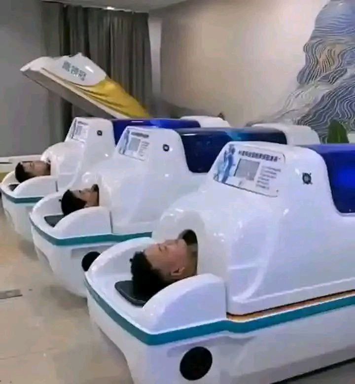 Mel_Gibson_3's tweet photo. These Quantum Therapy Med-Beds will come in three different varieties and three unique functions; they all work on various vibrational and frequency levels with refracting lenses and 3D scanners, as well as surgically precise lasers.
DM👇
🔗https://t.co/HJfgk91hha https://t.co/Rv6nnCnNoK