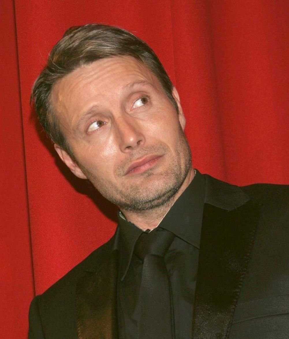 666kamila666's tweet photo. Mads in 2006 and 2026 https://t.co/6nHK1Hv6BE