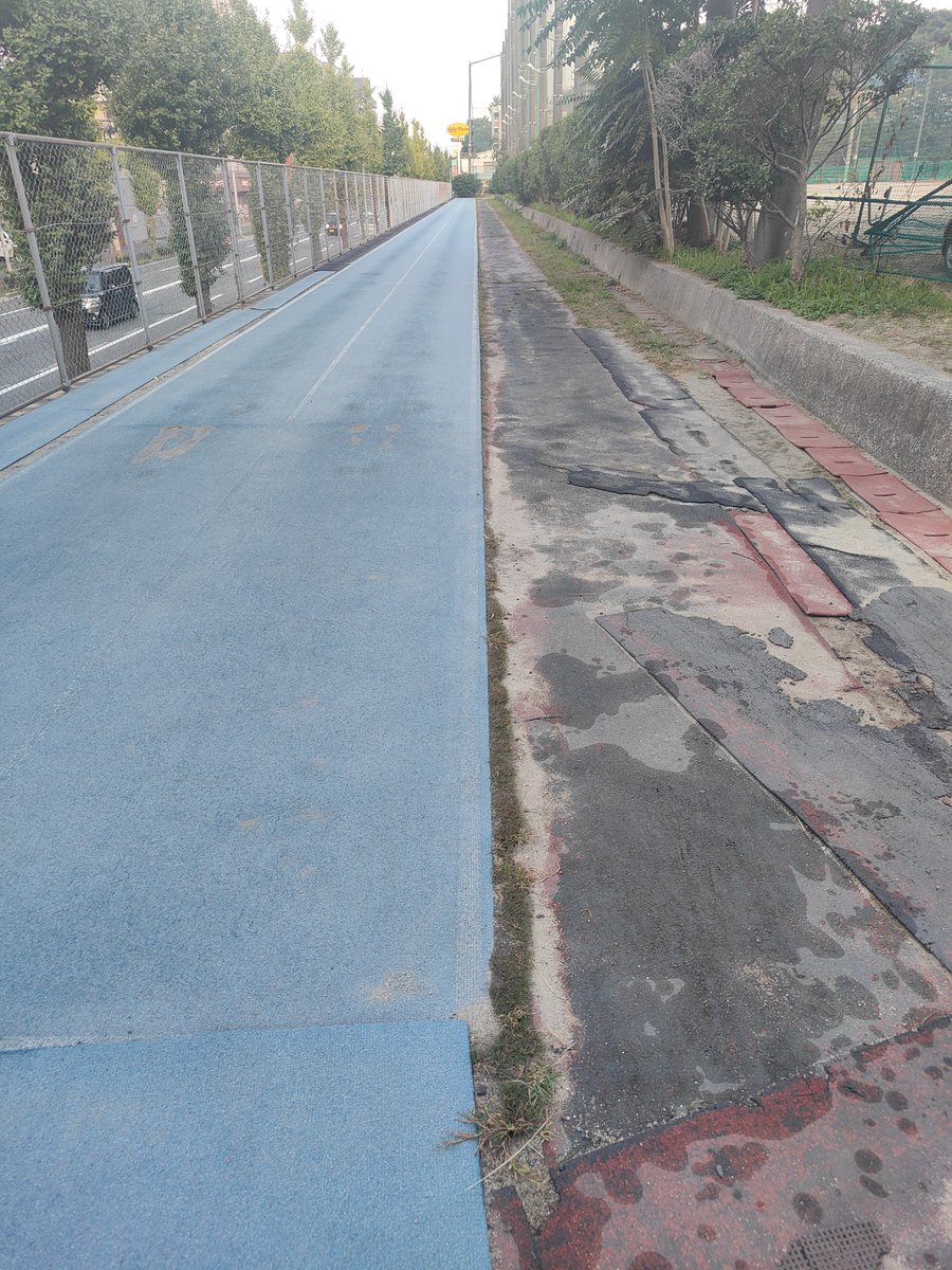 dam_longjump's tweet photo. 朝早くに母校で明日の試合調整して、黒崎にアイカツアンコールプレイしに行く笑
んで帰って寝て、夜勤働いて、明日試合の予定です！頑張ろ〜✨
ホントは試合移動途中、試合先周辺でもアンコール気軽にプレイできたら良いんだけどな🥹 https://t.co/JBAbC6GtFB
