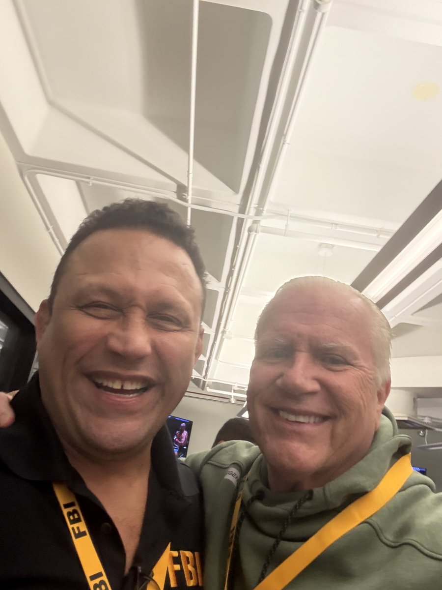 reedharrisufc's tweet photo. @FBI with our fearless leader @RenzoGracieBJJ.   Weekend of learning, training and friendship https://t.co/RtEPNKHQTk