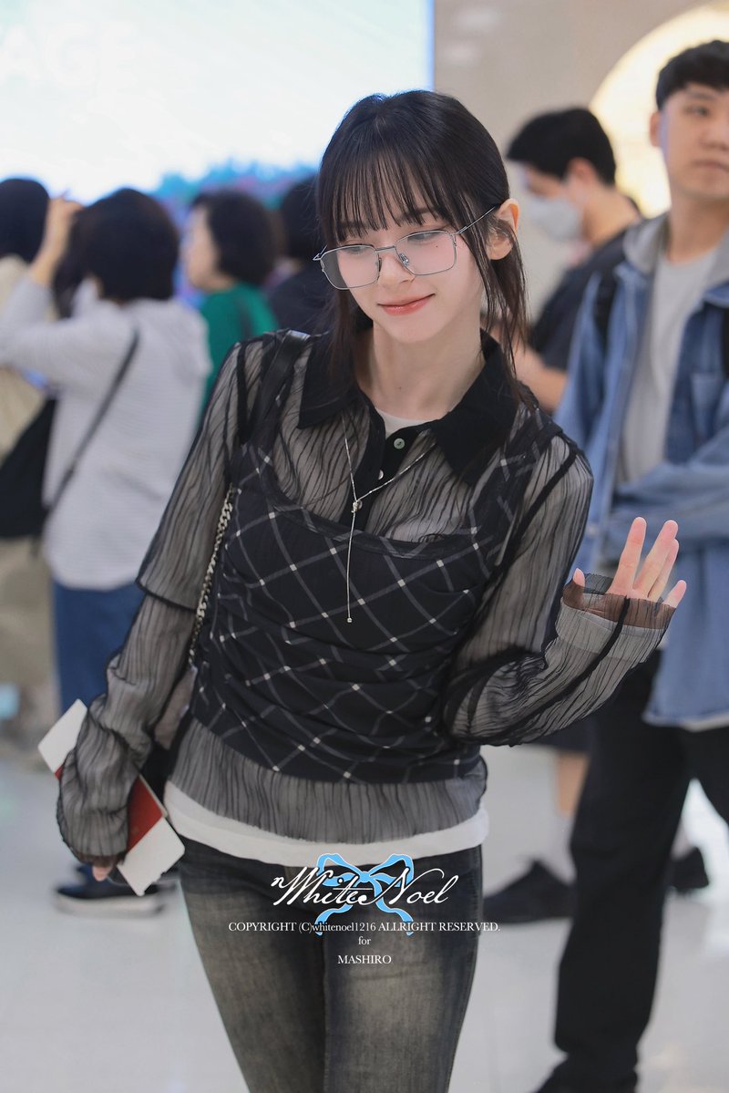 whitenoel1216's tweet photo. 261017
#MASHIRO #마시로
#MADEIN #메이딘 https://t.co/78WaF3FyHH
