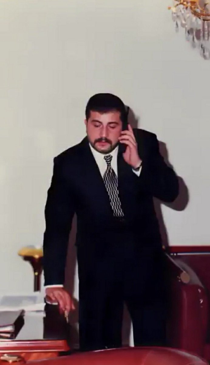 Muratcanmd's tweet photo. BİZ SENİ ÇOK SEVIYORUZ REİSİM YÜCE ALLAH BAŞİMİZDAN EKSIK ETMESIN IYIKI VARSIN REISIM YÜCE ALLAHIM SIZI SEVSIN KORUSUN HERŞEY GÖNLÜNÜZCE OLSUN 
@sedat_peker https://t.co/l0oYoNybj4