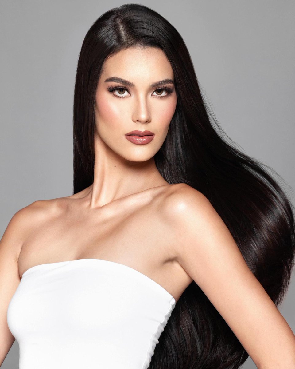 ABSCBNNews's tweet photo. OHHH, SHE'S READY!!💅

Philippine bet Bea Millan-Windorski looks stunning in her official headshot for Miss Universe 2026, which will take place in November in Puerto Rico.

📸: Seven Barretto via Bea/Instagram https://t.co/EN6LeF5TQi