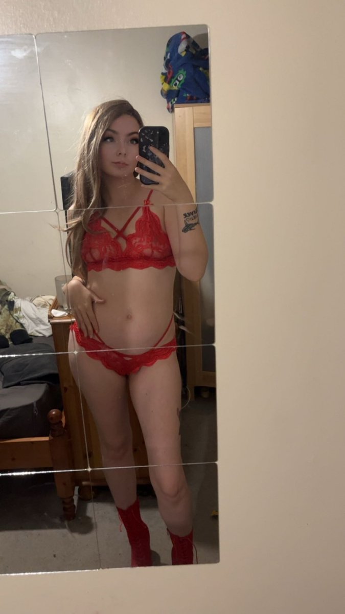 G0DDESSLUNACU's tweet photo. Forced Bi. 
CBT. 
Pegging. 
Humiliation.
Foot worship. 
#dickrate #nudes #nsfw #bwc  #horny #dick #cum #rates #femdom #cock #nsfwtwt #porn #Sellingcontent #findom
#buyingcontent #boobs #tits #ass #snapchat #anal #femboy #feet https://t.co/LgKGH7fVkE