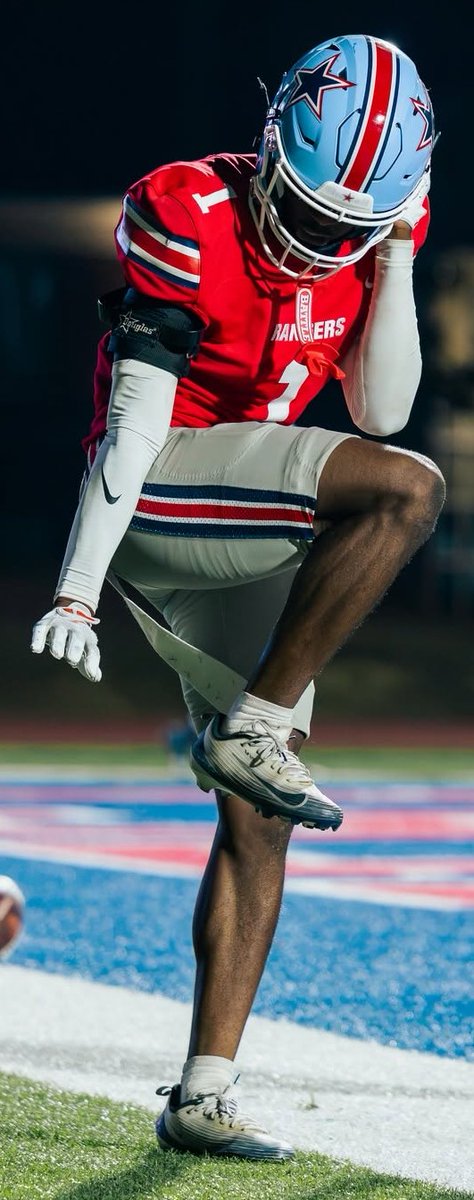 JuCoFootballACE's tweet photo. Jovarious Lundy @jovarious_lund9 @ Northwest Mississippi JuCo @NWCC_Football recorded 1 tkl + .5 TFL + 1 Pick-6 vs Itawamba JuCo @NWCC_Rangers @jucoweekly @MSJUCOREPORT https://t.co/BCWHbuL9P7