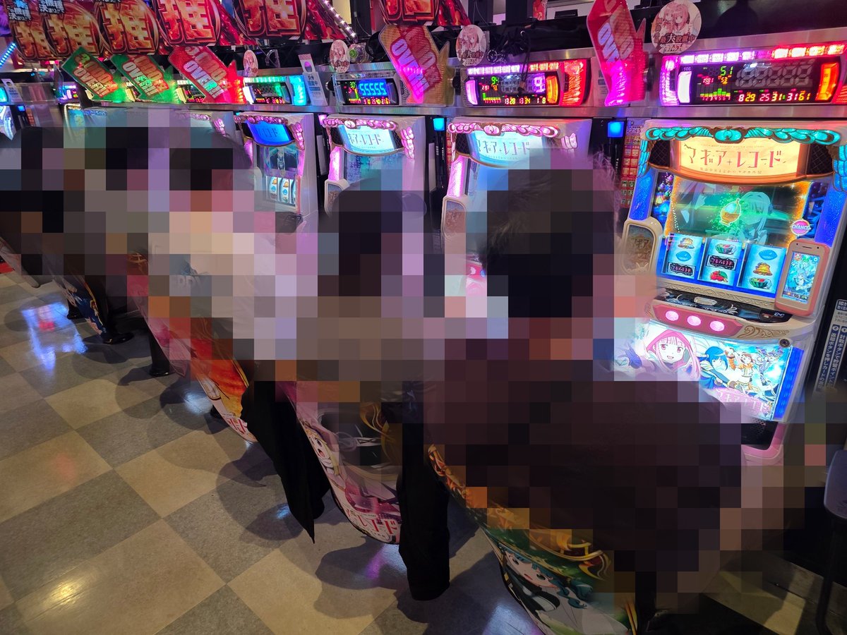 ichigeki_report's tweet photo. 10月17日(土)
【姫撃👸】
本日は神奈川県横浜市港北区にある『SLOT M&M綱島店』さんにお邪魔しています📸
早速、盛り上がっている箇所をお届けします📣

✅スロット ソードアート・オンラインⅡ
✅L戦国乙女5 業火を穿つ宿焔の双刃
✅スマスロ マギアレコード 魔法少女まどか☆マギカ外伝
✅スマスロ 東京リベンジャーズ
✅スマスロ 化物語
✅Ｌ青春ブタ野郎はバニーガール先輩の夢を見ない
✅スマスロ やじきた道中記参る！
✅戦国コレクション６

上記がすべて満台フル稼働中！
さらにボーナスタイプの【Lパチスロう��ねこのなく頃に2】・【クレアの秘宝伝 ～はじまりの扉と太陽の石～ ボーナストリガーver.】も賑わっておりました！

毎回の取材で感じる活気は今日も健在です💪
結果記事の公開をお待ちください📋

#SLOTエムアンドエム綱島店
#姫撃
#PR