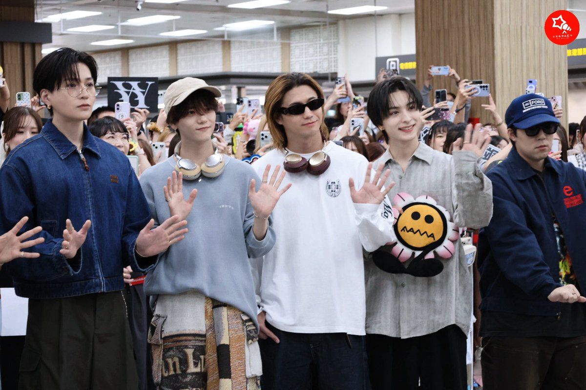 jpstargazer's tweet photo. 記事内で写真をチェック📸
https://t.co/nCFFY888JB

#FANTASTICS https://t.co/w78DJKTJpg