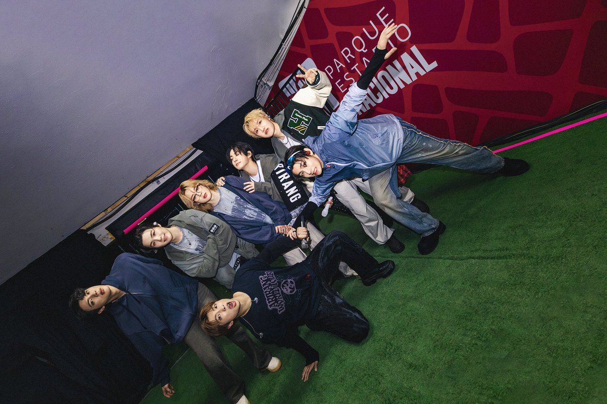 tnr4861126's tweet photo. 오늘의 방탄~
💜 ⍤⃝🐨୧⍤⃝🐹୧⍤⃝🐱୧⍤⃝🐿୧⍤⃝🐥
୧⍤⃝🐻୧⍤⃝🐰💜
평생아미할께~💜보라해🩷
I am voting for #ARIASBTS at the 2026 ARIA Music Awards https://t.co/OGMhQoLjLk