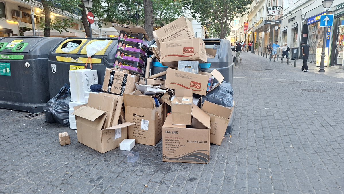 Useralimpio's tweet photo. ¡Seguid por todo Madrid!
Gracias https://t.co/IovrXo0w7Q