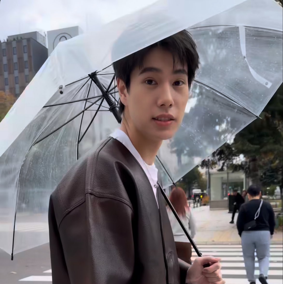 yapperphu's tweet photo. planga plongo (lovingly) LUCU BANGET LOH ADEK kamu umur berapa sih kok bisa se lucu ini mamanya mana sih anak kicik lucu ini huhuhu LUCU BANGET sejak dia potram jadi pendek bawaannya mau manggil ADEKKKKK terus soalnya gembub 😭🤍 https://t.co/CI21p9HQPA
