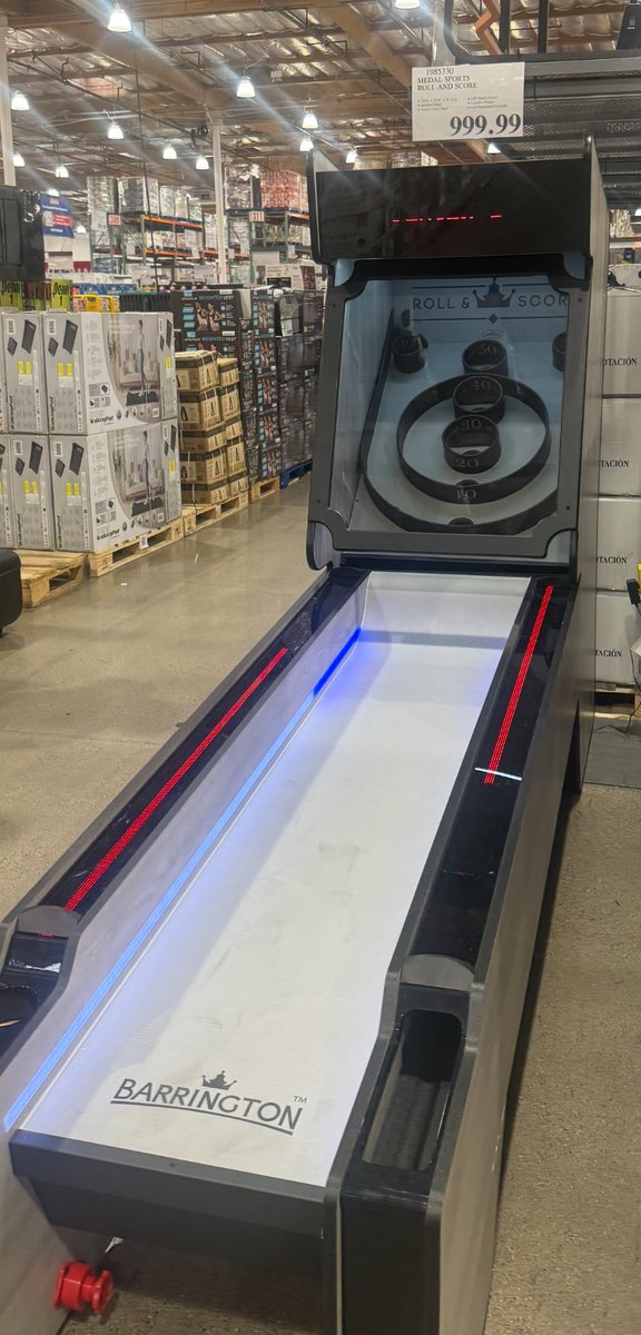 InvestingAddict's tweet photo. Costco is trying to ruin marriages. https://t.co/K9UoPPtJ1e