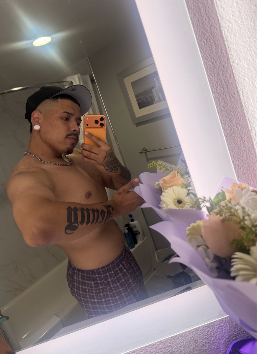Papi_Stevenn's tweet photo. 😋😘 https://t.co/jo2ovNvWhT