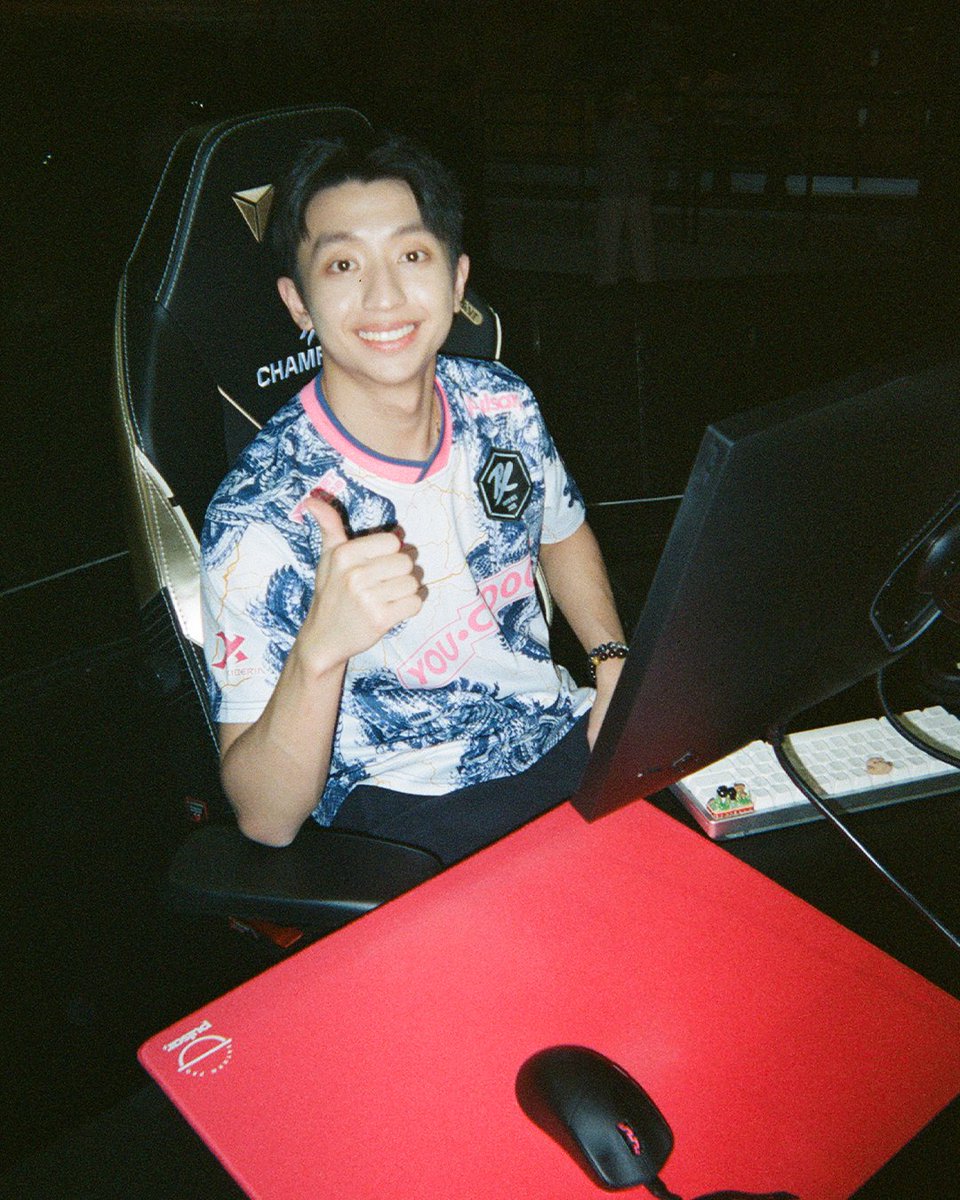 pprxteam's tweet photo. us on film 📷 https://t.co/slDpsL5vLL