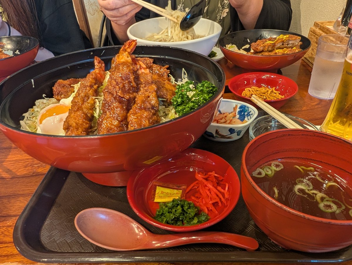 eikun_2010_'s tweet photo. ＃めでたいや
私のだけデカ盛りだった🤣 https://t.co/UFduQkw5GI