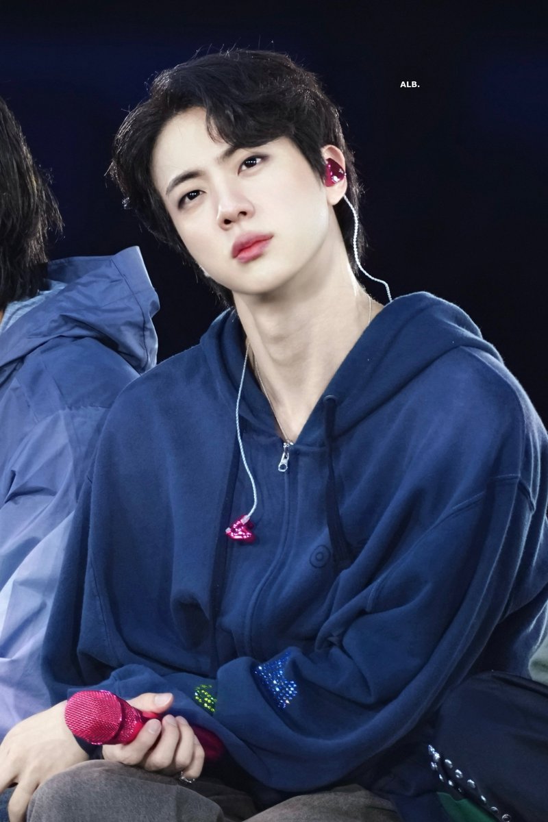 ALittleBraver92's tweet photo. 261016 

#방탄소년단진 #김석진 #석진 #진 #BTSJIN #JIN 
#BTS_WORLDTOUR_ARIRANG https://t.co/HjcccZp1Hl