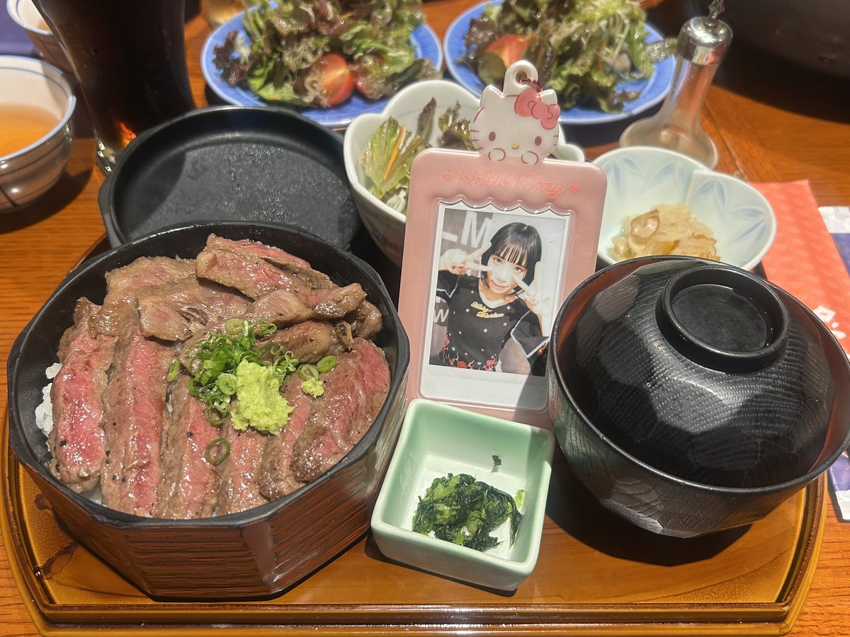 dhikari9907's tweet photo. 広島飯☆.·*⟡. ﾟ https://t.co/ocg70DiQY1