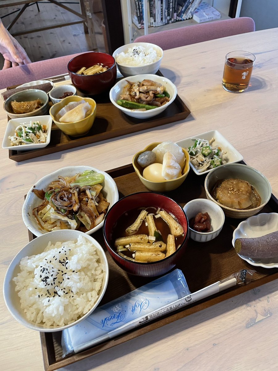 mitchy714's tweet photo. 昨夜は地元・寄居の猫又堂にて初開催でした😺🎸

前半はご飯を食べながらまったり、後半は居酒屋モードでわちゃわちゃと、賑やかな夜になりました🎵

ご近所の方々とも交流でき、地元ならではのつながりが生まれたのも嬉しかったです💫

またどこかで開催できたらと思うので、遊びに来てくださいね〜😺 https://t.co/Wpz4SRTSre