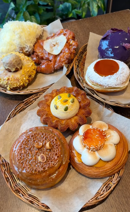 daily_dolce's tweet photo. The little details on these pastries 🫶 https://t.co/4hpTMdFk5l