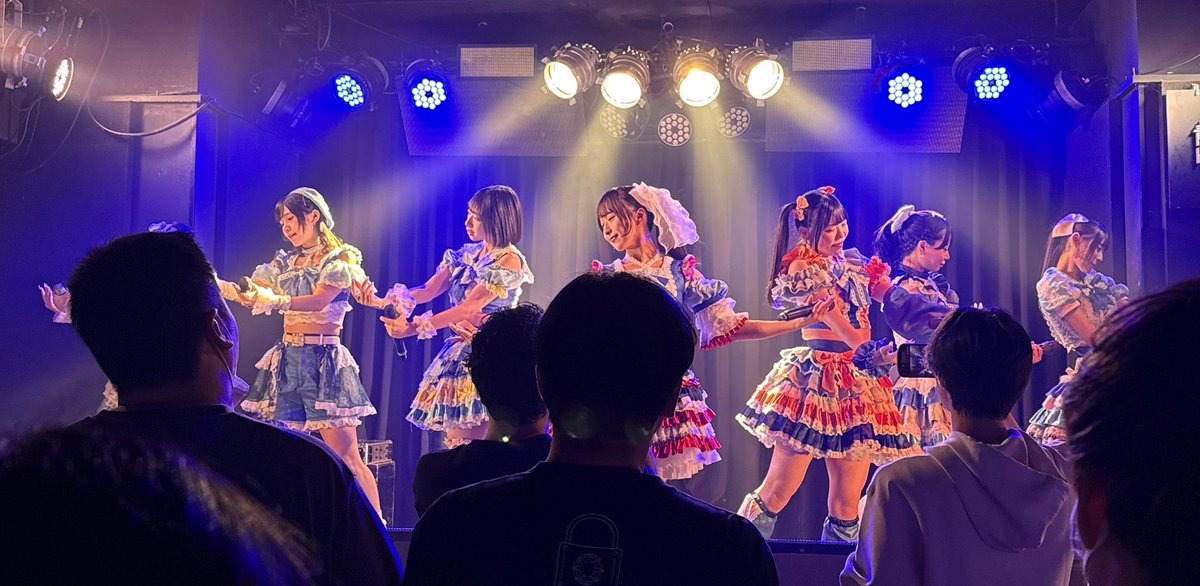 cha_tu_cha_'s tweet photo. #べるテン 初めての青山RizM

爽やかな秋晴れの青山通りにて

#べるべっとセンテンス
2026.10.17 青山RizM https://t.co/Pd0MHk3tbY