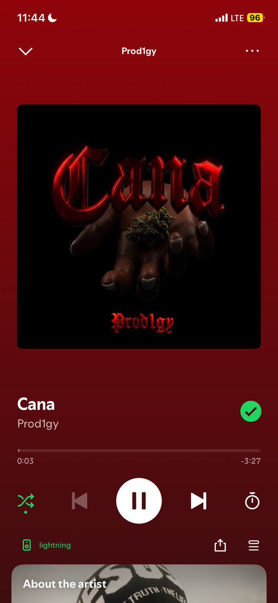 iammozart01's tweet photo. https://t.co/n0ltqbQlCH

4am jamming my favorite chune https://t.co/H23ThI714v