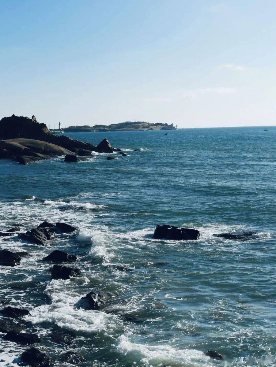 EgorPlay3's tweet photo. When the turbulent waves (汹颗) under the starry night (奶昭) crash softly against the shore, every breath feels like a quiet promise. https://t.co/B43Sb0xF0b