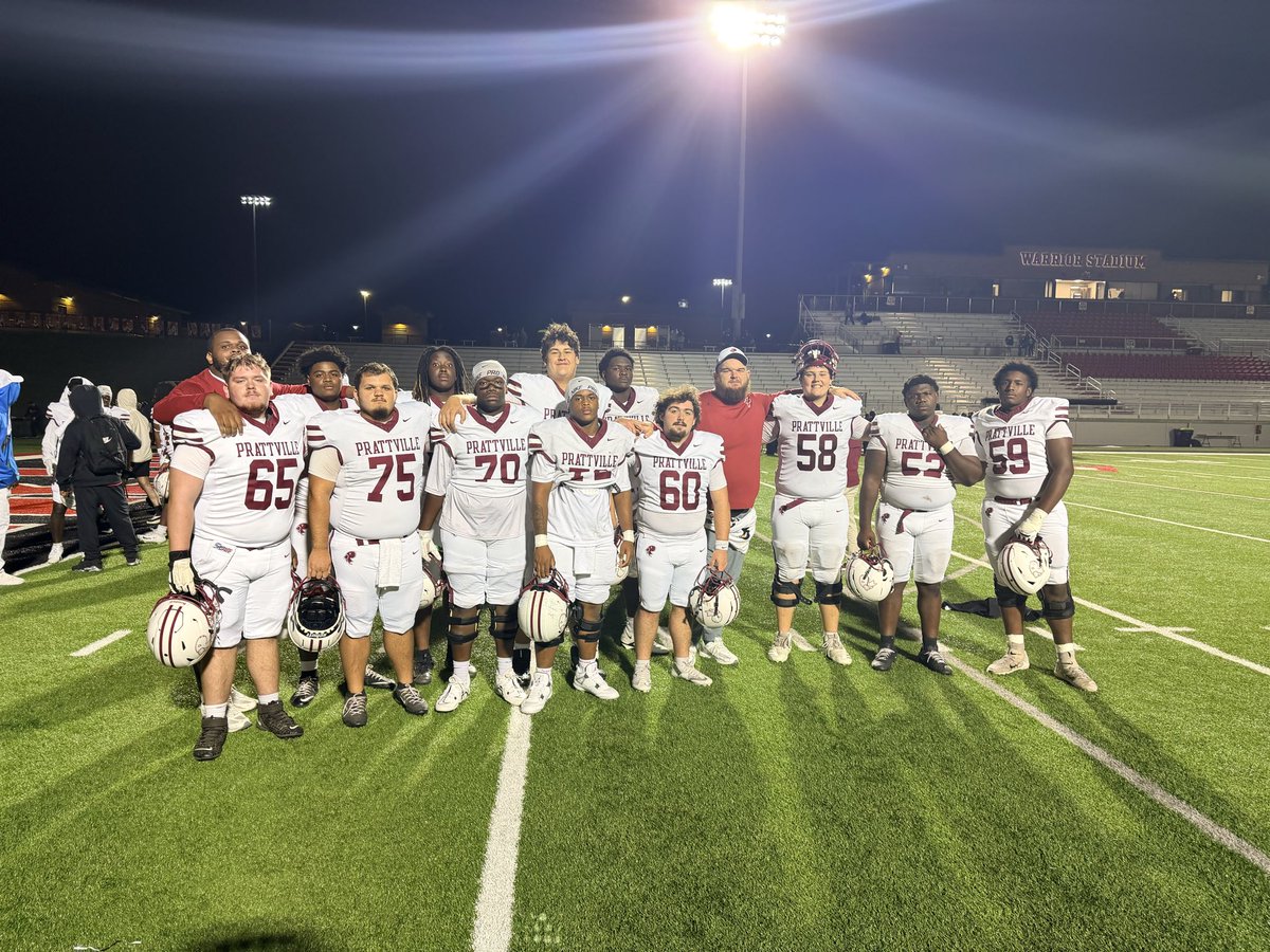 Coach_Chapp151's tweet photo. #TrenchMob https://t.co/P8JfdfEJ9k