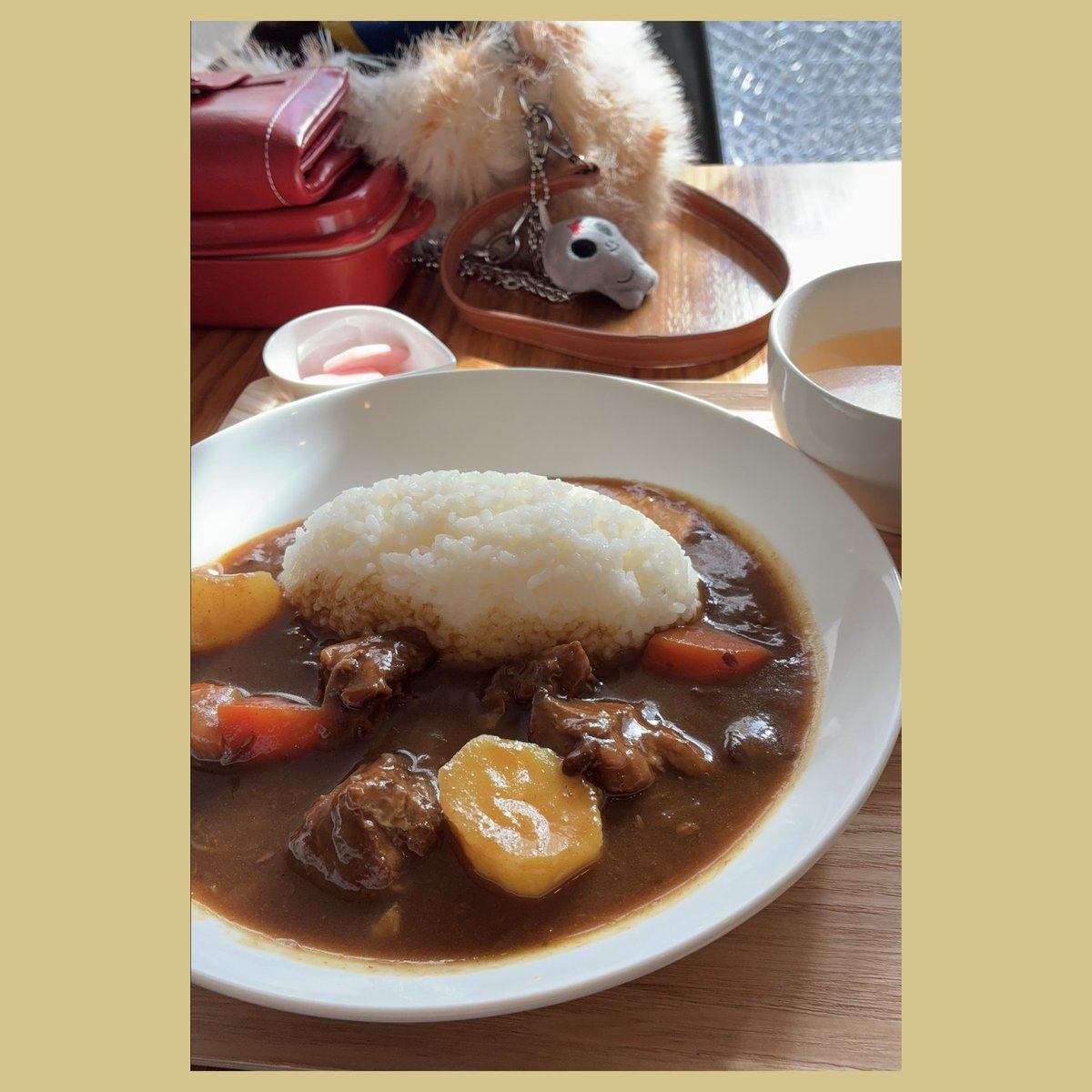 Naomiai69's tweet photo. ❤️ビーフ🥩カレー🍛❤️

lunch🍽 https://t.co/M08pW7XzFl