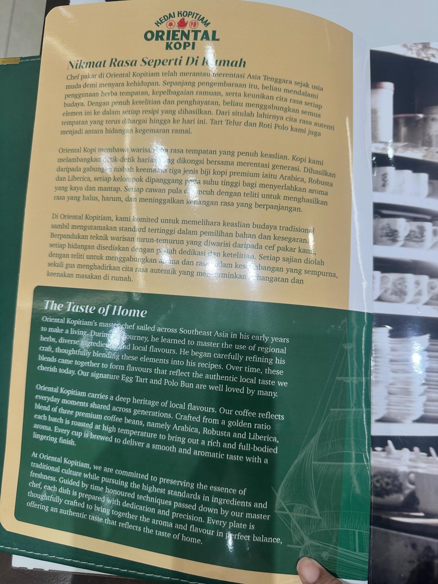 bitcoinmalaya's tweet photo. Update: Oriental Kopi removed all Chinese translation from its menus immediately

the boycott calls have not stopped though

the new complaint on Threads is that the response still shows a lack of respect for the Malay customers

📸Credit: @kaiyumi42 https://t.co/PGHnuyWUzQ