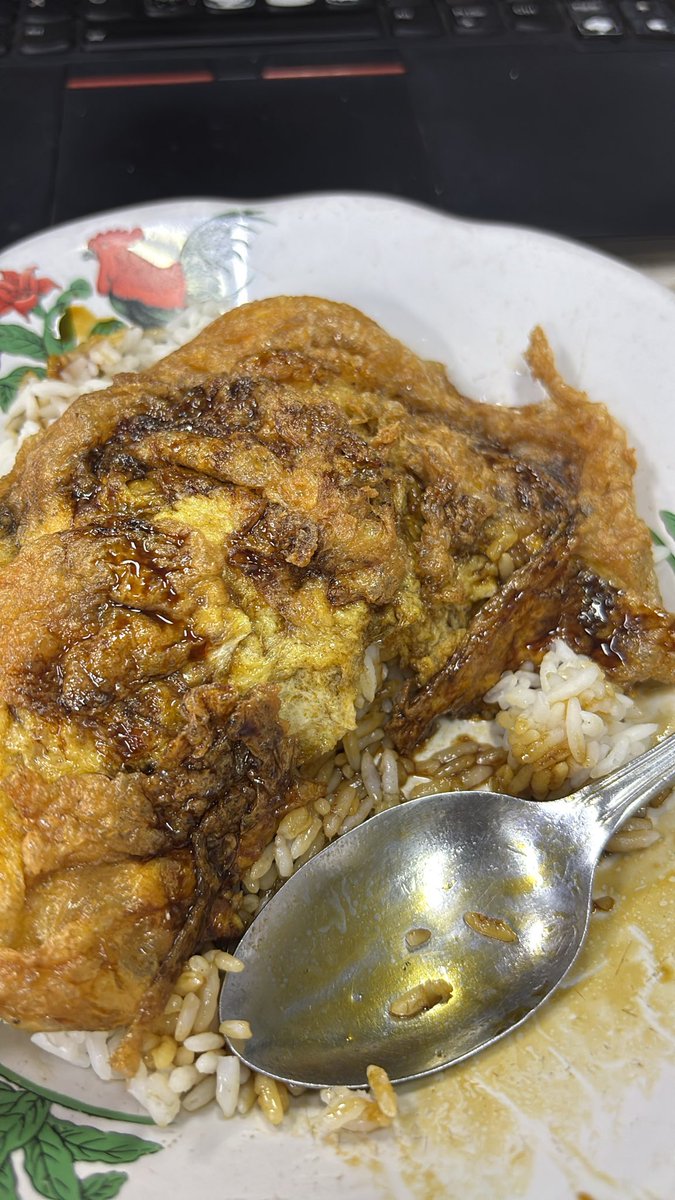buluinduk's tweet photo. nasi telor + kecap udh paling bestt!🥹 https://t.co/JuUXfj22kj